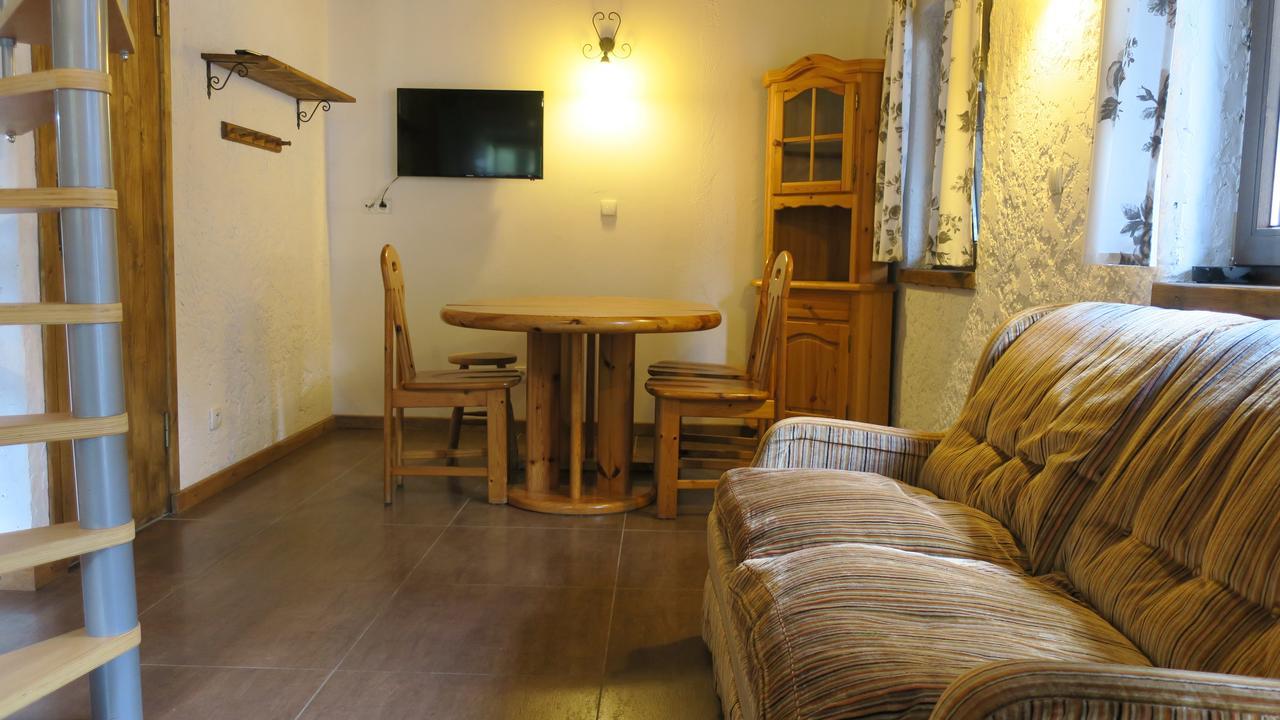 Osada Pod Czerwonym Debem - Czarny Mlyn Jastrzebia Gora Exterior foto