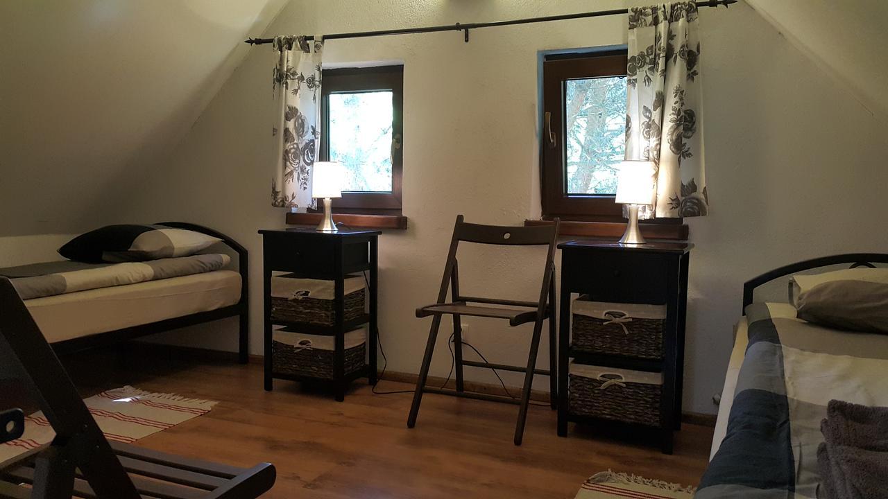 Osada Pod Czerwonym Debem - Czarny Mlyn Jastrzebia Gora Exterior foto