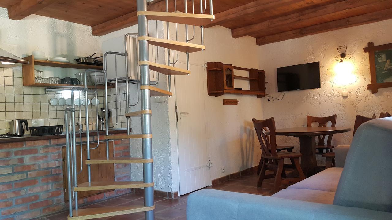 Osada Pod Czerwonym Debem - Czarny Mlyn Jastrzebia Gora Exterior foto